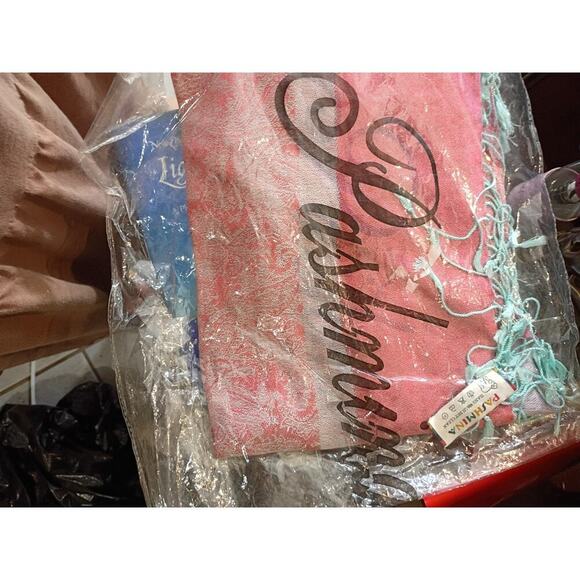 Pashmina Scarf Wrap Pink Fringe Classic - Picture 5 of 5